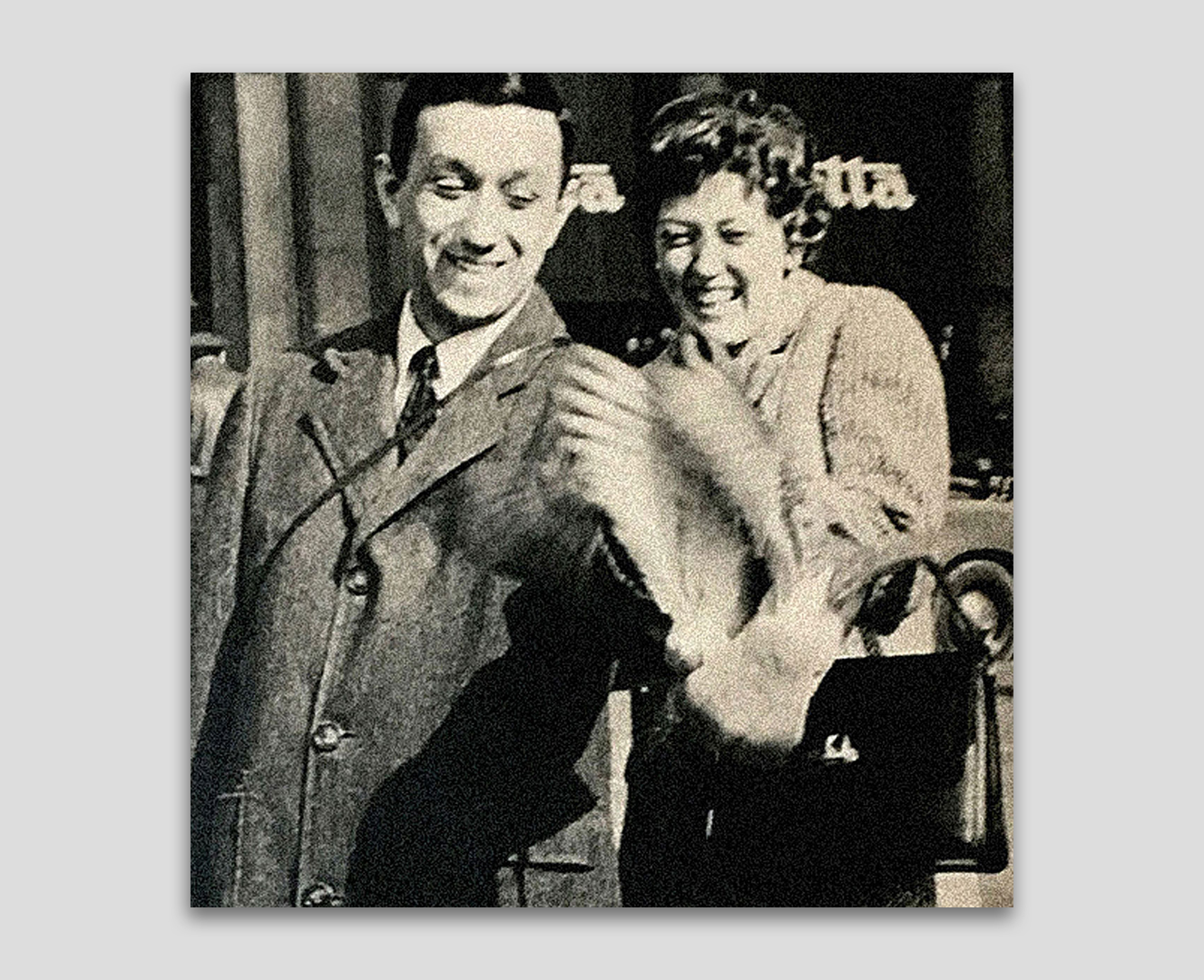 Jane Rubin — a former ballet dancer who can paint other athletes in motion — painted and drew live in the front rows at Yankee Games from 2006 to 2012.